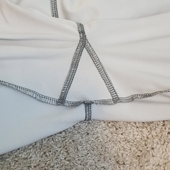 SALE VOGO ATHLETICA CAMO MESH SIDES LEGGINGS - Picture 10 of 12